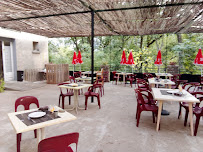 Atmosphère du Restaurant Le Bistrot Ardéchois à Vallon-Pont-d'Arc - n°3