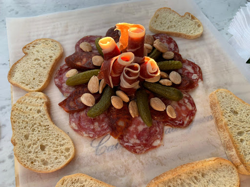 Wine Store «Duke of Bourbon - Rare Wine & Liquor Store», reviews and photos, 31143 Via Colinas, Westlake Village, CA 91362, USA