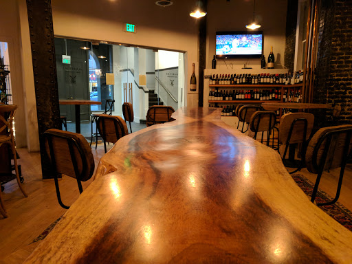 Book Store «City Lights Booksellers & Publishers», reviews and photos, 261 Columbus Ave, San Francisco, CA 94133, USA