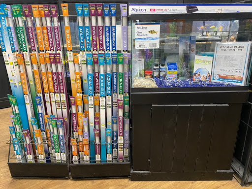 Pet Store «Petland Lancaster», reviews and photos, 1400 River Valley Cir N, Lancaster, OH 43130, USA