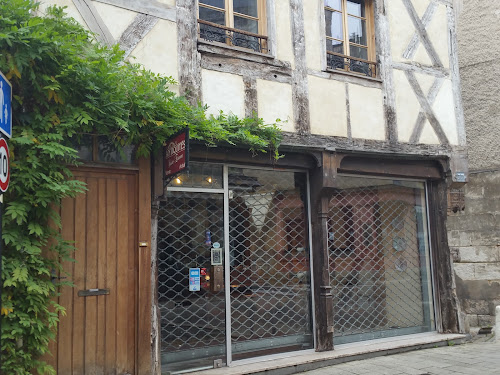 Antiquités Saint Etienne à Bourges
