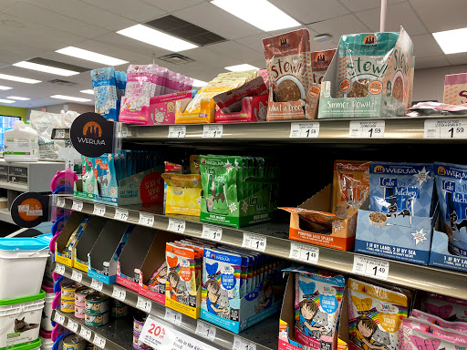 Pet Supply Store «Unleashed by Petco», reviews and photos, 520 S 23rd St, Philadelphia, PA 19146, USA