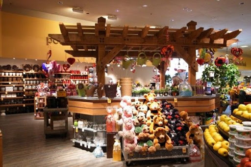 Grocery Store «Safeway», reviews and photos, 7414 Little River Turnpike, Annandale, VA 22003, USA