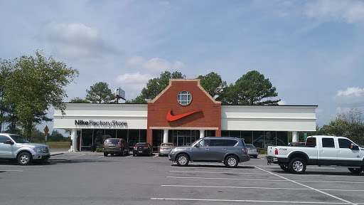 Shopping Mall «Calhoun Outlet Marketplace», reviews and photos, 455 Belwood Rd, Calhoun, GA 30701, USA