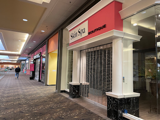 Shopping Mall «Valley West Mall», reviews and photos, 1551 Valley W Dr, West Des Moines, IA 50266, USA