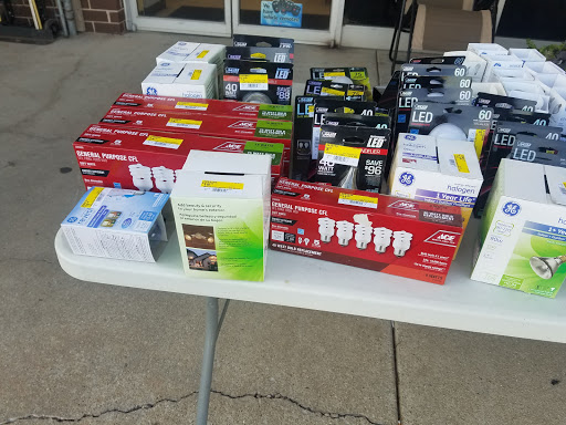 Hardware Store «Charleston Ace Hardware», reviews and photos, 1320 E St, Charleston, IL 61920, USA