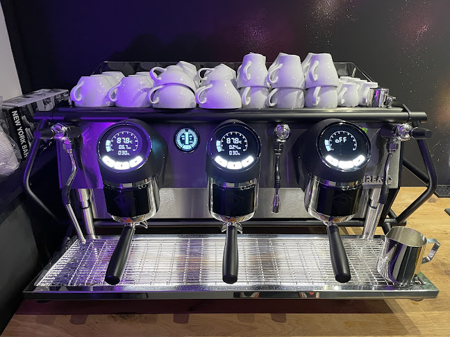 Purple Ink Tattoo Art und Café - Tattoostudio - Tattoostudio