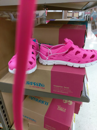 Department Store «Target», reviews and photos, 18000 Vernier Rd, Harper Woods, MI 48225, USA