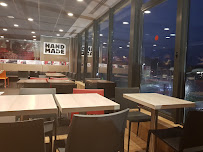 Atmosphère du Restaurant KFC Arles - n°4