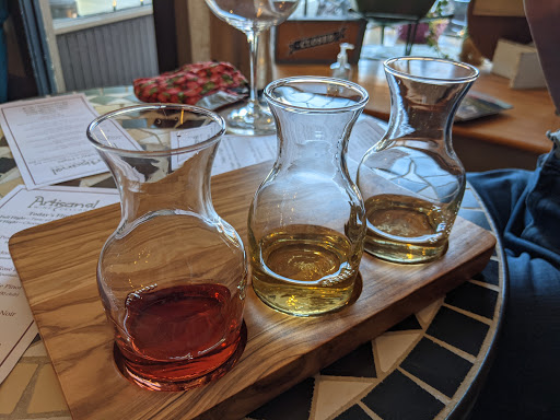 Winery «Artisanal Wine Cellars, Newberg, OR», reviews and photos, 614 E 1st St, Newberg, OR 97132, USA