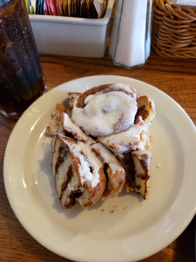 American Restaurant «Cracker Barrel Old Country Store», reviews and photos, 675 Buford Hwy, Cumming, GA 30040, USA