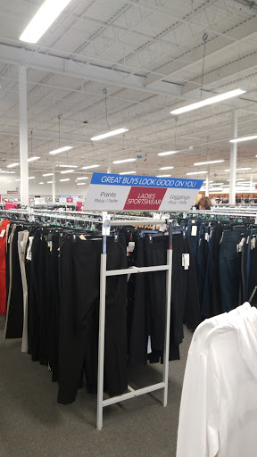 Clothing Store «Burlington Coat Factory», reviews and photos, 370 US-130, Hightstown, NJ 08520, USA