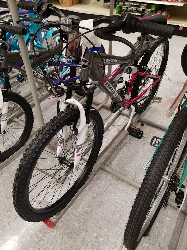 Sporting Goods Store «Academy Sports + Outdoors», reviews and photos, 4261 NW 63rd St, Oklahoma City, OK 73116, USA