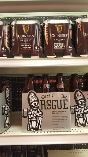 Department Store «Target», reviews and photos, 51 Tierra Rejada Rd, Simi Valley, CA 93065, USA