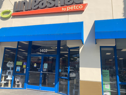 Pet Supply Store «Unleashed by Petco», reviews and photos, 1402 Wilshire Blvd, Santa Monica, CA 90403, USA