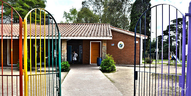 Opiniones de 136 Escuela Salinas en Canelones - Escuela