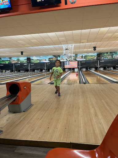 Bowling Alley «Thunder Alley», reviews and photos, 1605 S Ohio Ave, Live Oak, FL 32064, USA