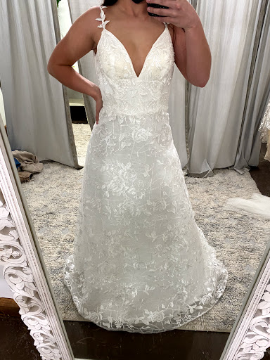 Bridal Shop «Urban Bridal Shop», reviews and photos, 15495 S Quivira Rd, Overland Park, KS 66221, USA
