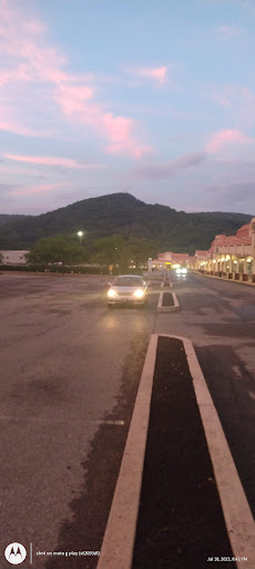 Shopping Mall «Antietam Valley Shopping Center», reviews and photos, 2902 St Lawrence Ave, Reading, PA 19606, USA