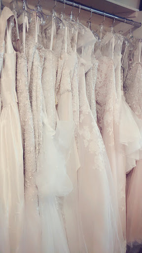 Bridal Shop «Bridal Boutique», reviews and photos, 412 E 6th St, Des Moines, IA 50309, USA