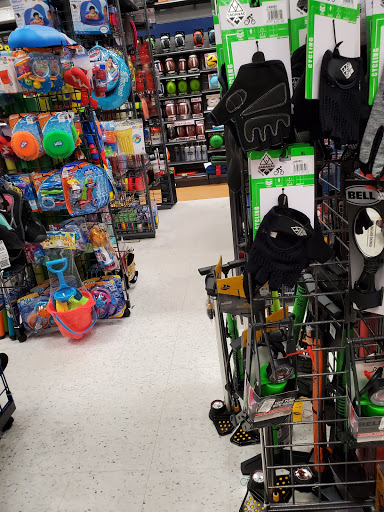 Sporting Goods Store «Big 5 Sporting Goods - Aurora Village», reviews and photos, 1133 N 205th St, Shoreline, WA 98133, USA