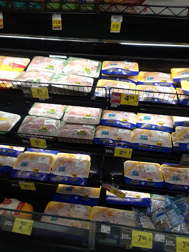 Grocery Store «Kroger», reviews and photos, 16919 Kercheval Ave, Grosse Pointe, MI 48230, USA