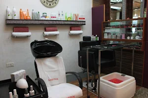 Princess Beauty Spa / Best Salon for Ladies in anand image