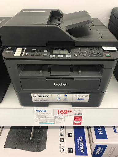 Office Supply Store «Staples», reviews and photos, 165 Middlesex Ave, Somerville, MA 02145, USA