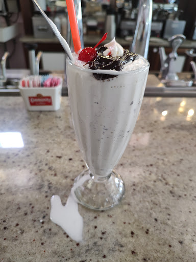 Ice Cream Shop «Old Town Slidell Soda Shop», reviews and photos, 301 Cousin St, Slidell, LA 70458, USA
