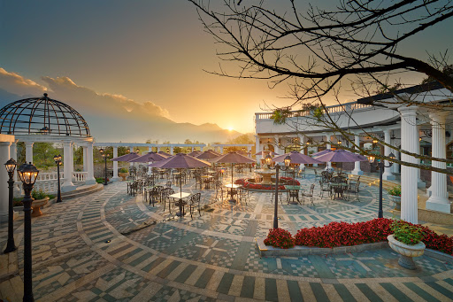 Silk Path Grand Sapa Resort & Spa