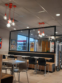 Atmosphère du Restaurant KFC Montevrain à Chanteloup-en-Brie - n°12