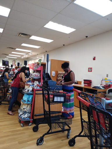 Department Store «T.J. Maxx», reviews and photos, 1650 Miami Gardens Dr, North Miami Beach, FL 33179, USA