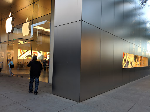 Computer Store «Apple Scottsdale Quarter», reviews and photos, 15169 N Scottsdale Rd, Scottsdale, AZ 85254, USA