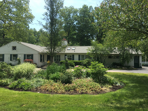 Roofing Contractor «American Standard Roofing», reviews and photos, 29231 Northwestern Hwy, Southfield, MI 48034, USA