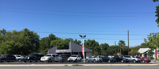 Car Dealer «Drive Out Auto Center», reviews and photos, 3223 San Pedro Ave, San Antonio, TX 78212, USA