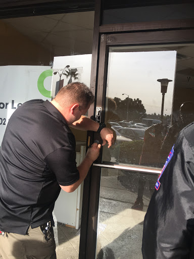 Thrift Store «Dog Junkies Thrift Store», reviews and photos, 4611 N Rancho Dr, Las Vegas, NV 89130, USA