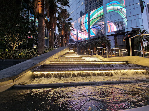 Shopping Mall «FIGat7th», reviews and photos, 735 S Figueroa St, Los Angeles, CA 90017, USA