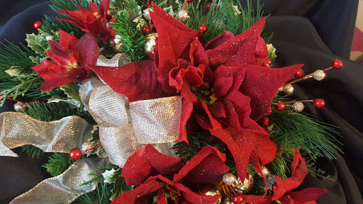 Florist «Shananne Cain Florist Inc», reviews and photos, 123 N Central Ave, Umatilla, FL 32784, USA