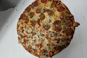 Mamma Lilla's Pizza image
