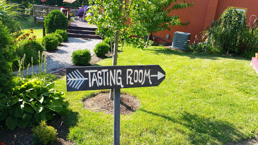 Winery «Pleasant Hill Winery», reviews and photos, 5015 Pleasant Hill Rd, Athens, OH 45701, USA