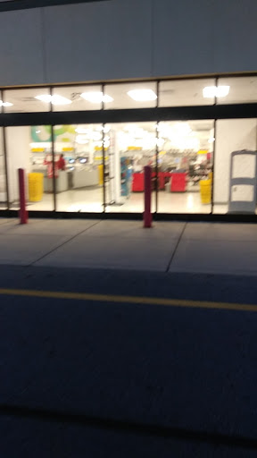 Office Supply Store «OfficeMax», reviews and photos, 87 Huber Village Blvd, Westerville, OH 43081, USA