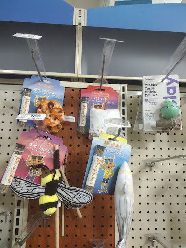 Pet Supply Store «PetSmart», reviews and photos, 865 Colusa Ave, Yuba City, CA 95991, USA