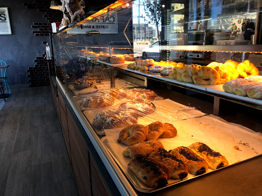 Caprichos Coffee & Bakery