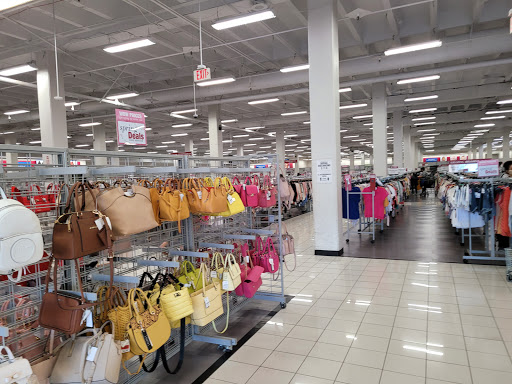 Department Store «Burlington Coat Factory», reviews and photos, 140 E Orangefair Mall, Fullerton, CA 92832, USA