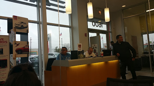 Nissan Dealer «Al Piemonte Nissan», reviews and photos, 1600 W North Ave, Melrose Park, IL 60160, USA