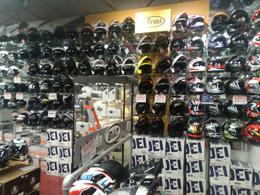Motorcycle Parts Store «Cycle Gear», reviews and photos, 5032 E Colonial Dr, Orlando, FL 32803, USA