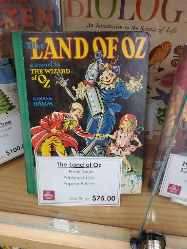 Book Store «Half Price Books», reviews and photos, 5017 Excelsior Blvd, St Louis Park, MN 55416, USA