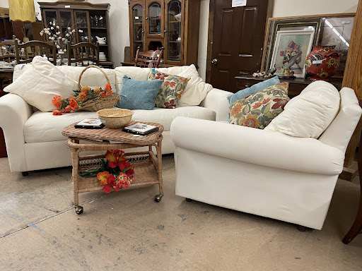 Consignment Shop «Refabulous Furnishings», reviews and photos, 2231 Vestal Pkwy W, Vestal, NY 13850, USA