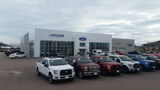 La Fleche Auto, 707 Boulevard Laflèche, Baie-Comeau, QC G5C 1C7, Canada, 
