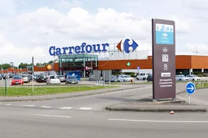 Centre commercial Carrefour La Vatine image